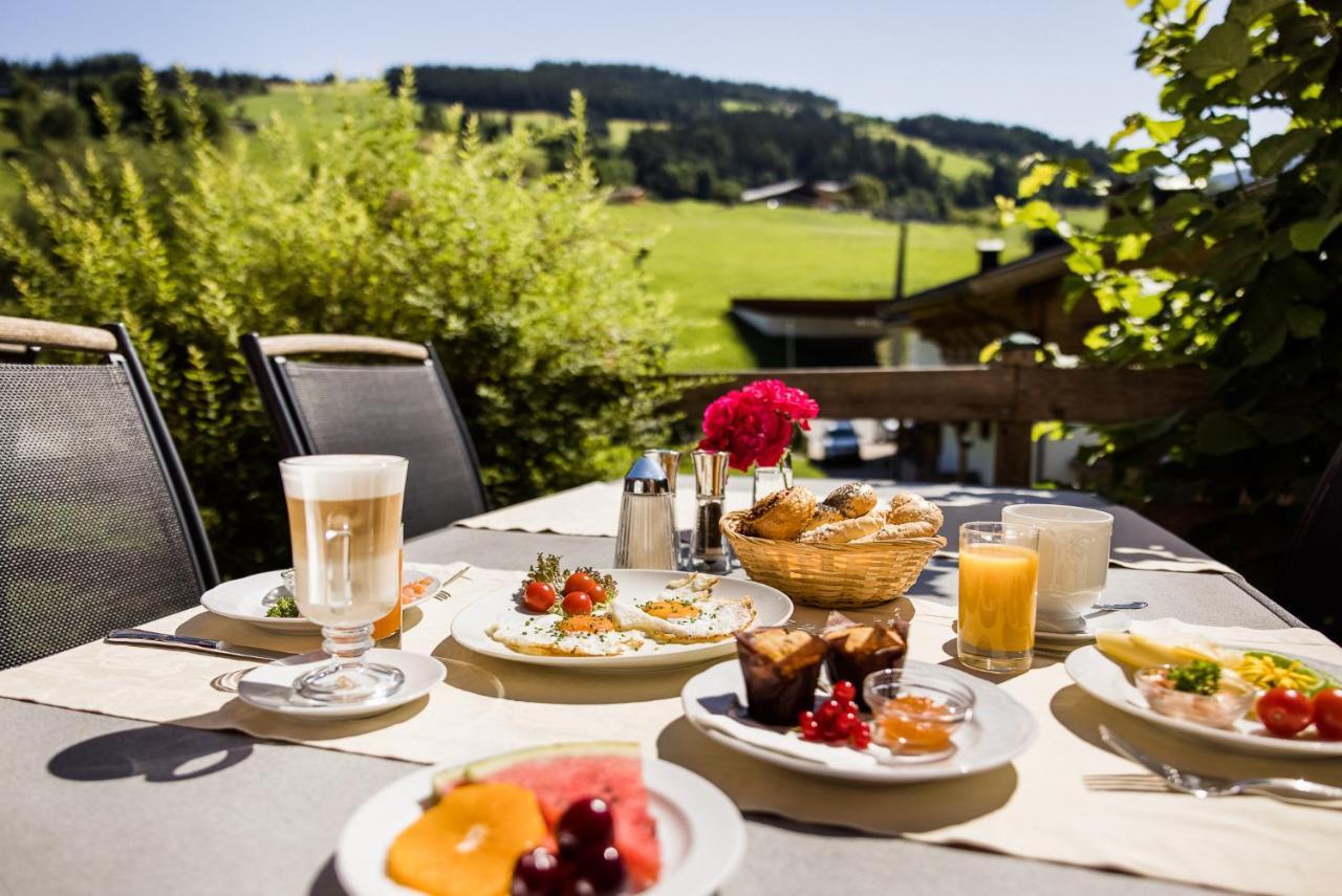 Hotel Langeck Maria Alm am Steinernen Meer Eksteriør billede